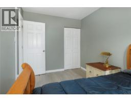 1890 15th Ave, Campbell River, BC V9W4J9 Photo 18
