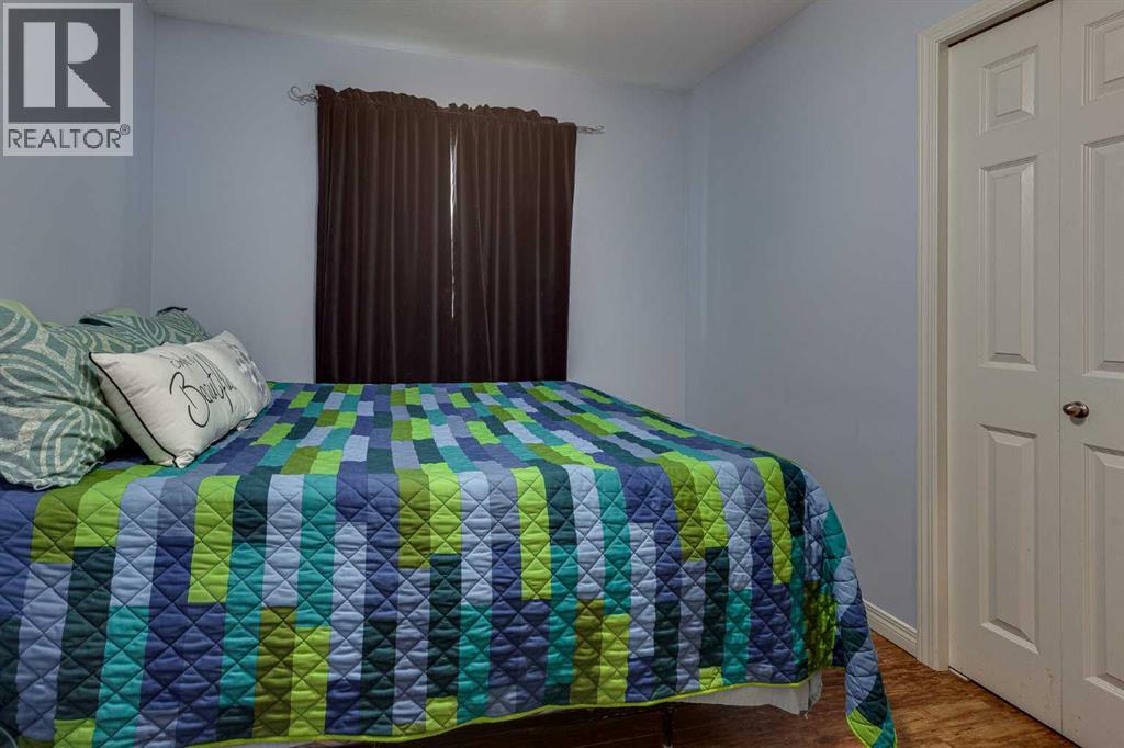 Listing photo – 4 Ing Close, Red Deer