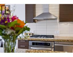 706 1400 Lynburne Pl, Langford, BC V9B0E1 Photo 9