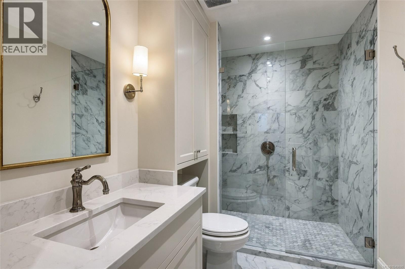 1307 Transit Rd - 44