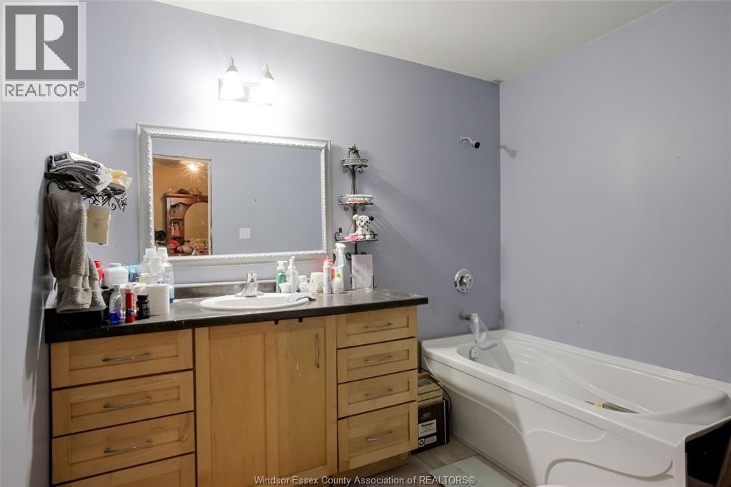 1323 MERSEA RD 2 - Image 19