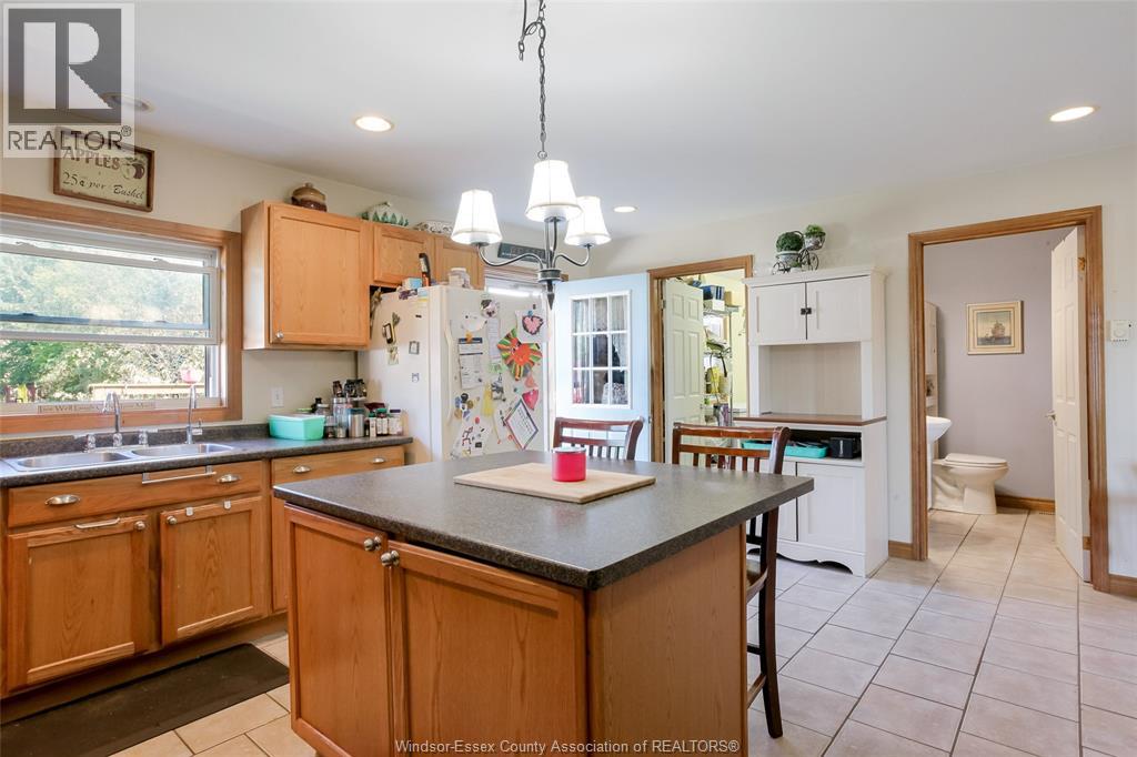 1323 MERSEA RD 2 - Image 23