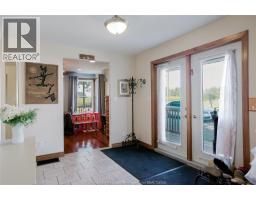 Kitchen - 1323 Mersea Rd 2, Leamington, ON N8H3V7 Photo 10