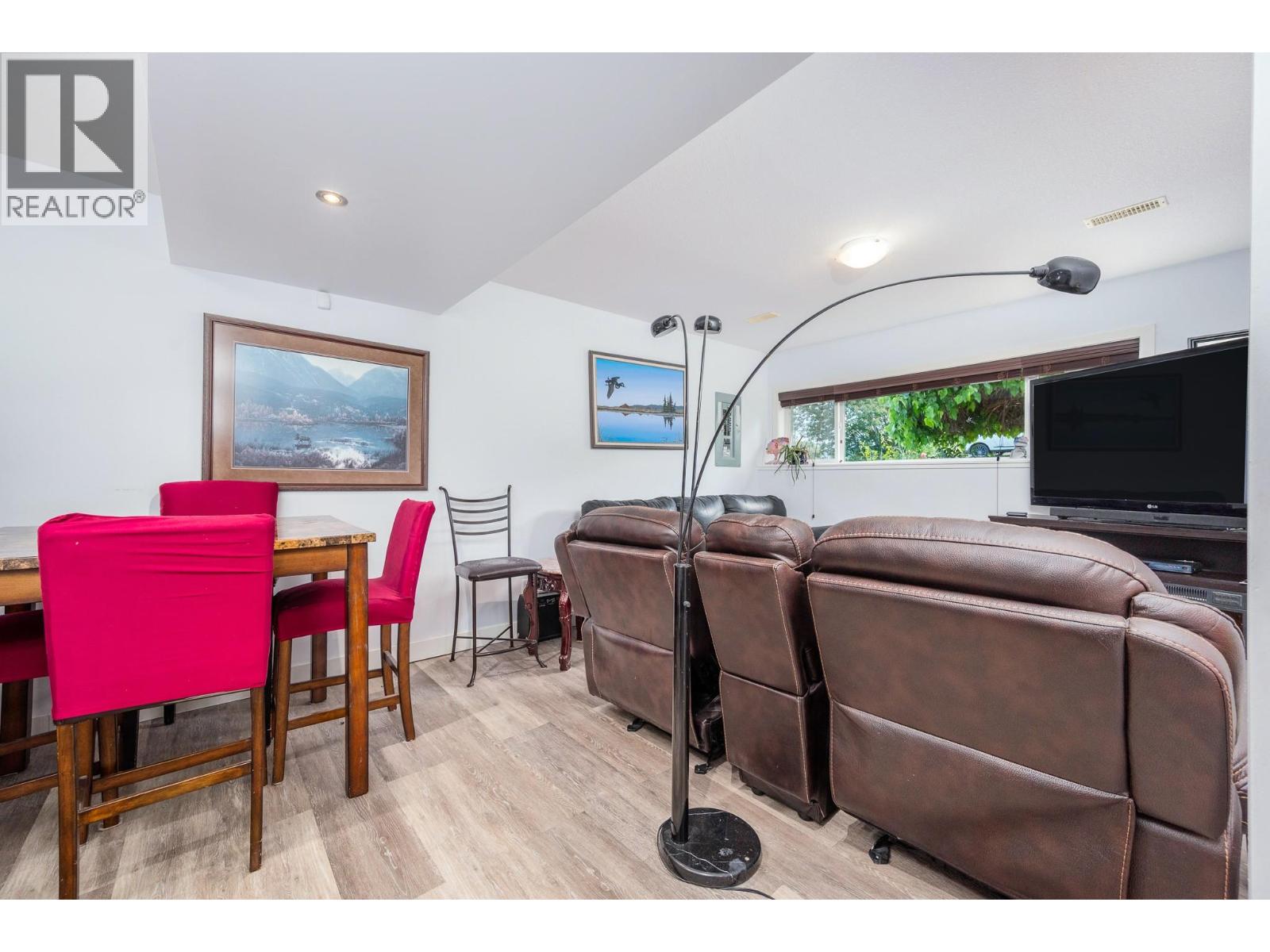 6485 Cardinal Road - 24