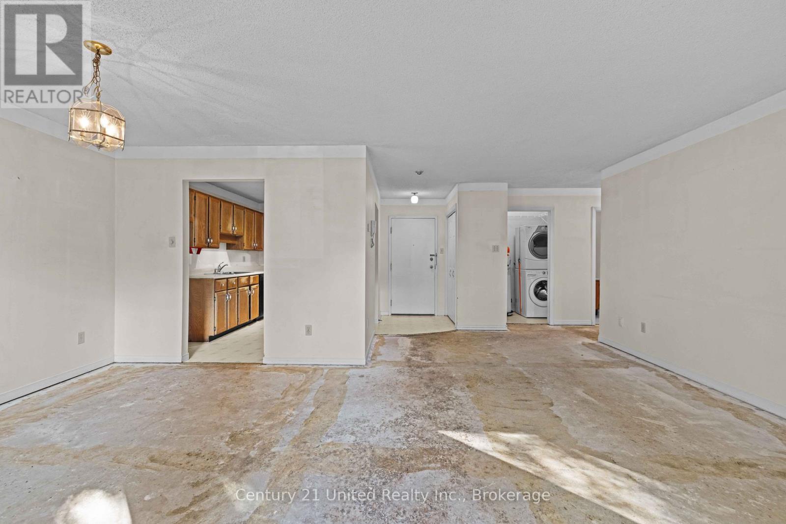 10 - 36 CHAMPLAIN CRESCENT, Peterborough (Northcrest Ward 5) — photo 8