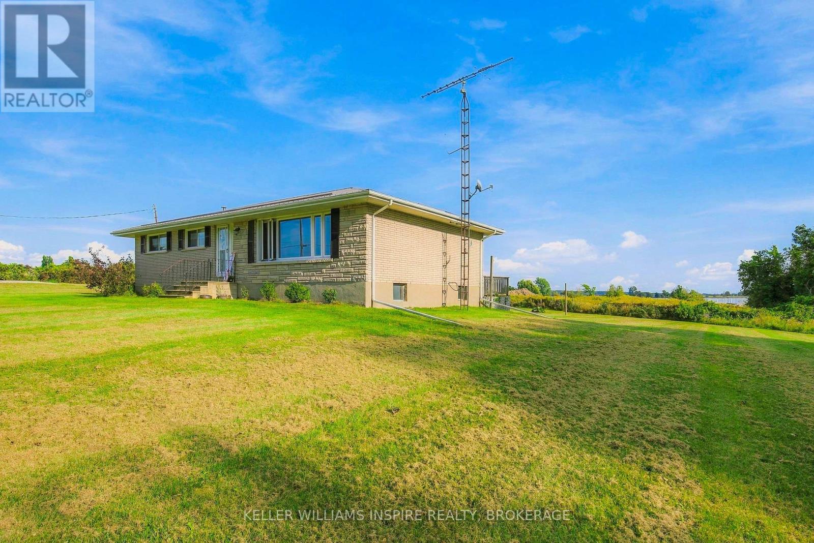 15 SOUTH SHORE ROAD, Frontenac Islands (Wolfe Island) — photo 10