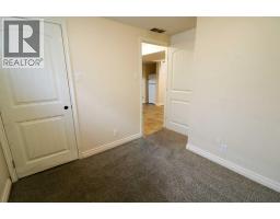 71 Laval Boulevard W, Lethbridge, AB T1K4E1 Photo 32