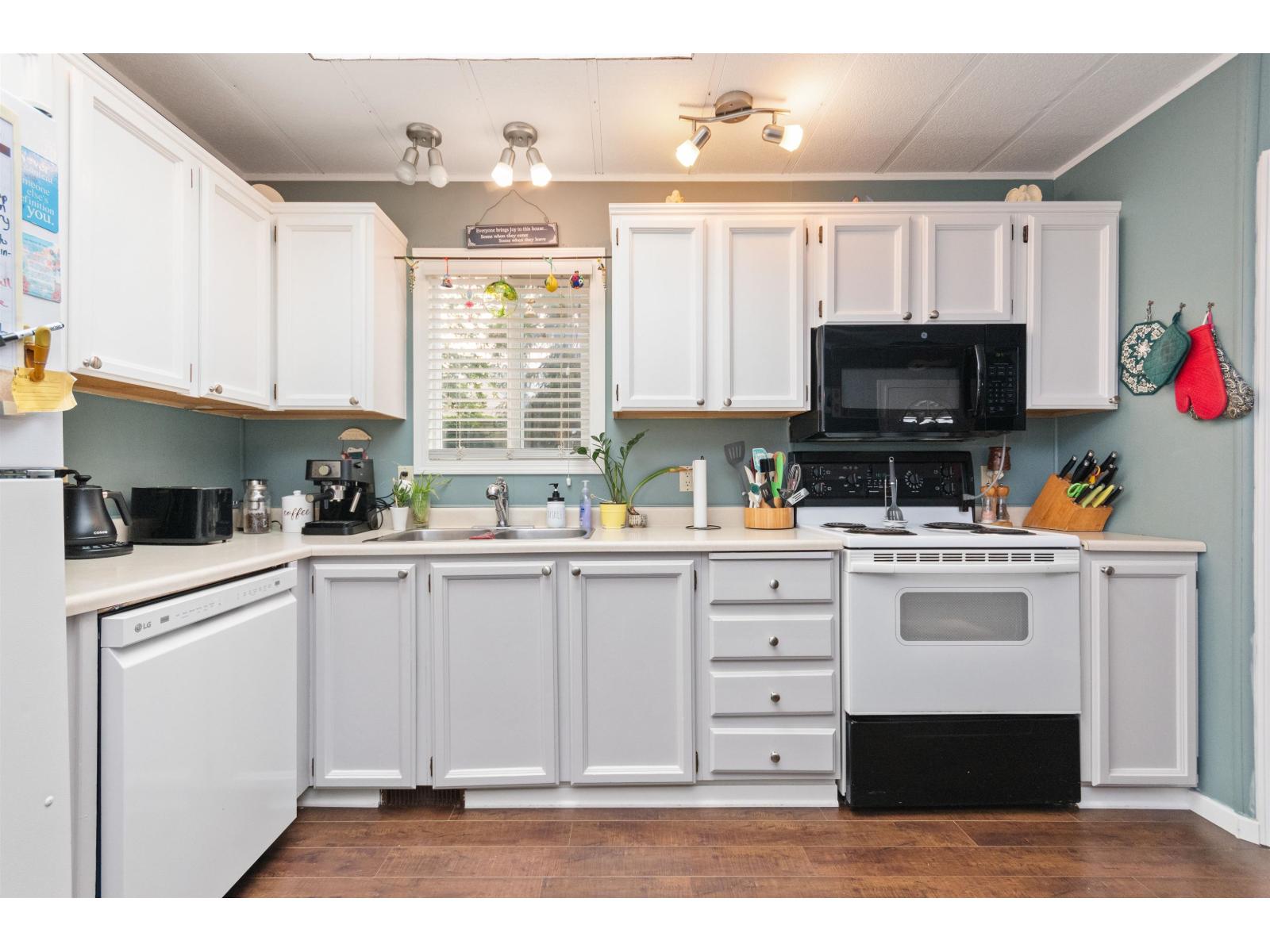 3 Bed, 1 Bath House for Sale in Chilliwack – 44840 KEITH WILSON ROAD, Garrison Crossing, Chilliwack – MLS# R3166840 - Image 5
