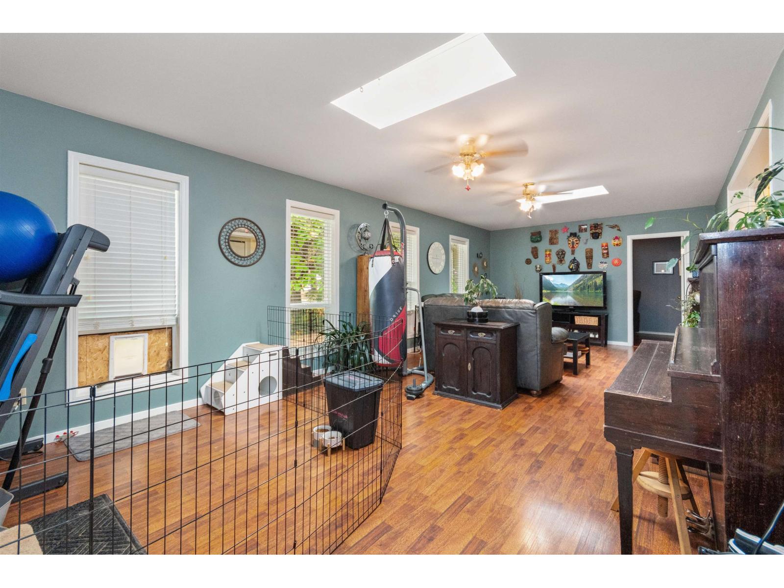 3 Bed, 1 Bath House for Sale in Chilliwack – 44840 KEITH WILSON ROAD, Garrison Crossing, Chilliwack – MLS# R3166840 - Image 21