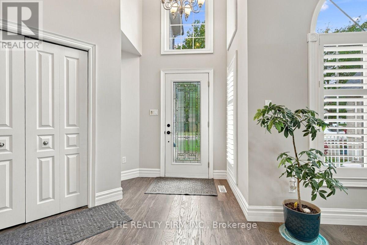 47 GREYROCK CRESCENT, London East (East A) — photo 5