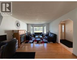 Family room - 53404a Highway 748 E, Rural Yellowhead County, AB T7E3S9 Photo 12