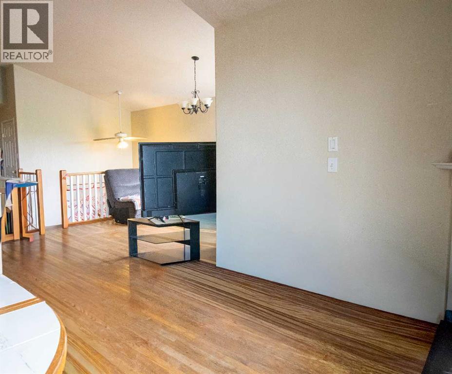 818 Red Crow Boulevard W - Image 7