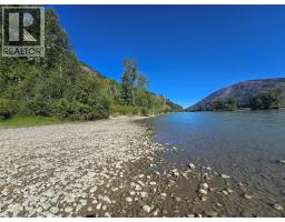 4504 Yellowhead Highway S, Little Fort, BC V0E2C0 Photo 7