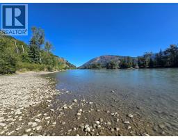 4504 Yellowhead Highway S, Little Fort, BC V0E2C0 Photo 8