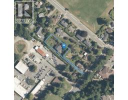 B 3876 Finnerty Rd, Saanich, BC V8N4A2 Photo 24