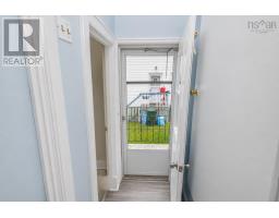 4pc Bathroom - 173 Cabot Street, Sydney, NS B1P4E4 Photo 7