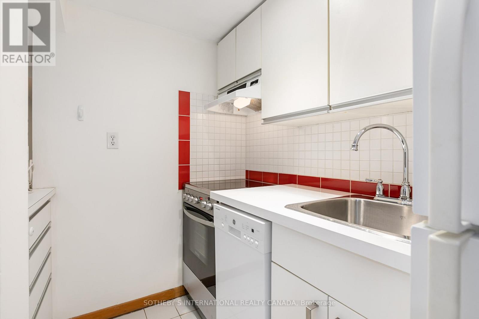 LOWER - 89 WILLCOCKS STREET, Toronto (University) — photo 11