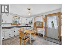 Living room - 4429 Route 770, Rollingdam, NB E5A2Y3 Photo 8