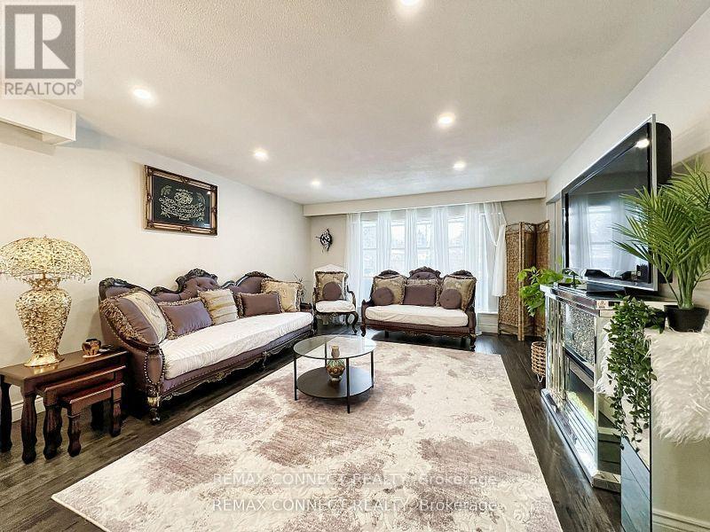 24 LALTON PLACE, Toronto (Guildwood) — photo 6