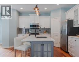 24330 100b Avenue, Maple Ridge, BC V2W1X3 Photo 9