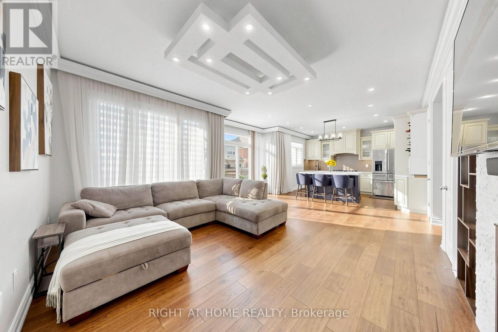 35 EMPIRE DRIVE, Bradford West Gwillimbury (Bradford) — photo 11