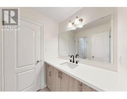 35 Empire Drive, Bradford West Gwillimbury, ON L3Z4J1 Photo 33