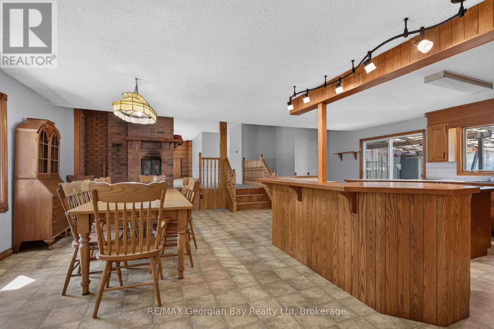 630 4 CONCESSION ROAD W, Tiny — photo 5