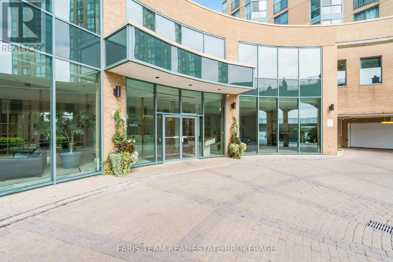 1011 - 150 DUNLOP STREET E, Barrie (City Centre) — photo 4
