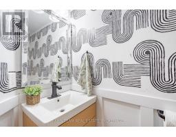 1011 - 150 Dunlop Street E, Barrie, ON L4M6H1 Photo 23