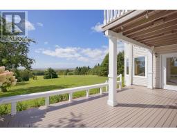 Bath (# pieces 1-6) - 123 Sandy Point Road, Hampton, PE C0A1H0 Photo 6