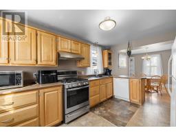 Bath (# pieces 1-6) - 182 Duke Street, Summerside, PE C1N3S4 Photo 8