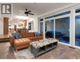 3pc Bathroom - 871 Oakside Circle Sw, Calgary, AB T2V4P6 Photo 19