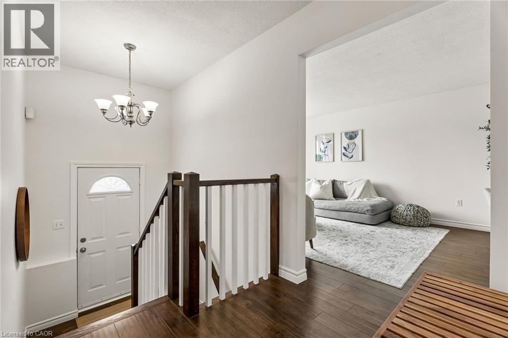 317 REXFORD Drive, Hamilton — photo 4