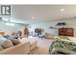 11 Winchester Crescent Sw, Calgary, AB T3C2T9 Photo 20