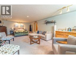 11 Winchester Crescent Sw, Calgary, AB T3C2T9 Photo 22
