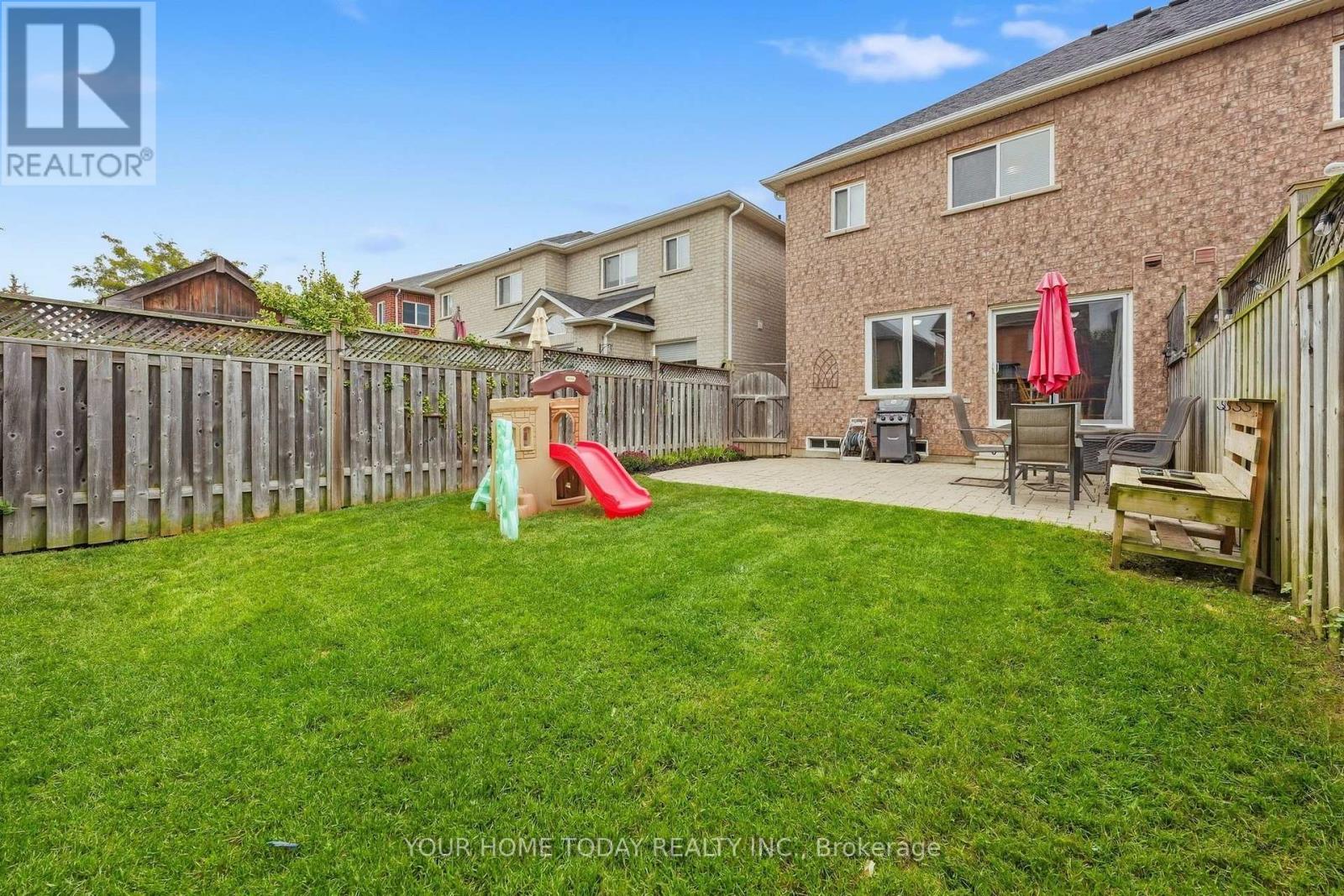 76 SNOWBERRY CRESCENT - 24