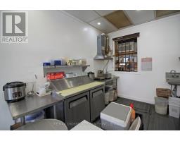 67 Roncesvalles Avenue, Toronto, ON M6R2K6 Photo 6