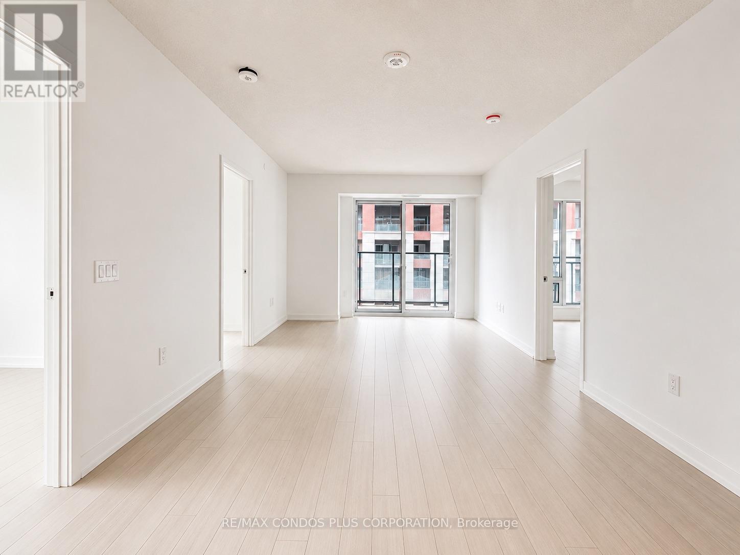 304 - 4010 EGLINTON AVENUE W, Toronto (Humber Heights) — photo 2