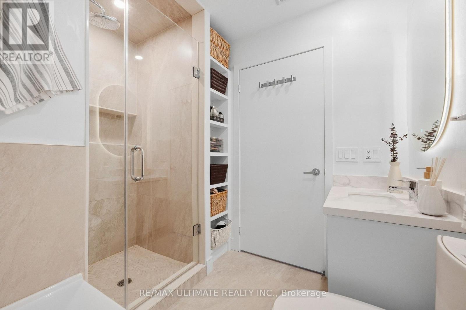 #3505 8 YORK STREET - 22