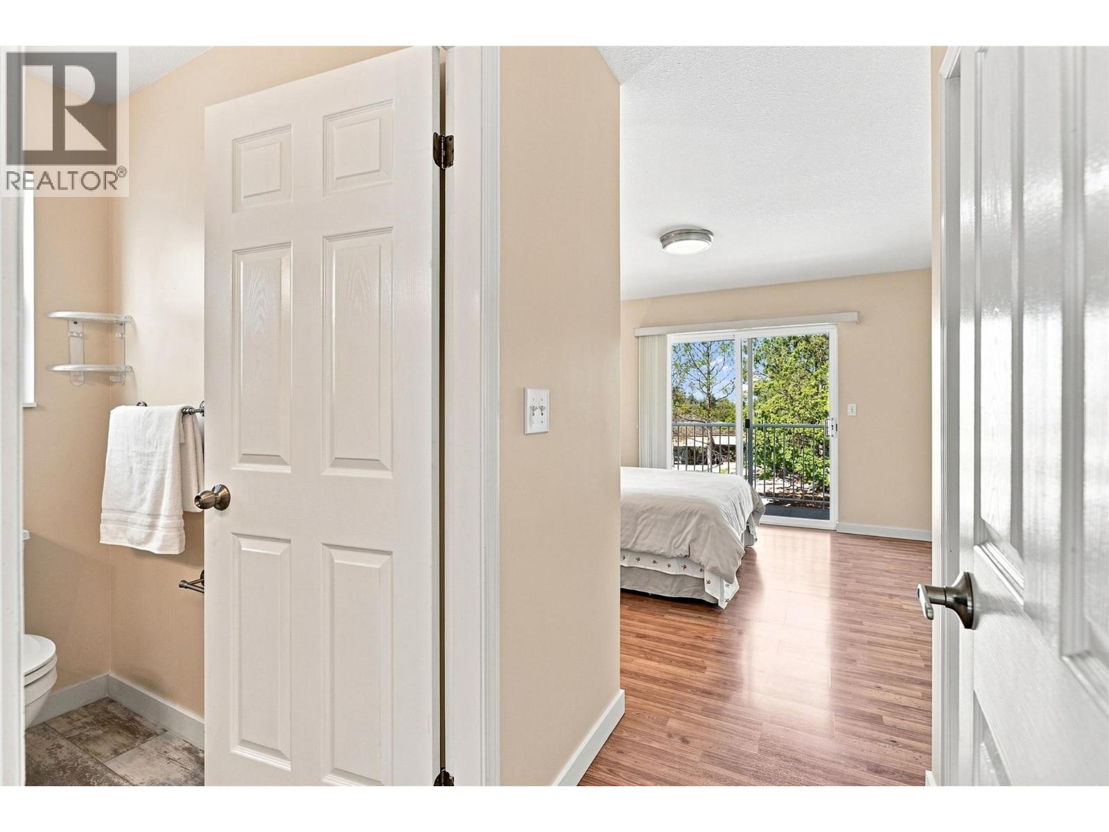 913 GREYSTONE Crescent - 38