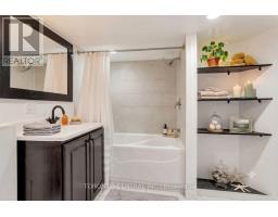 24 Manning Avenue, Toronto, ON M6J2K4 Photo 16