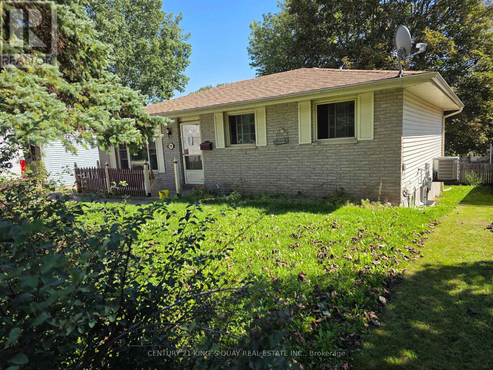 29 VAN ALSTINE DRIVE, Quinte West (Trenton Ward) — photo 4