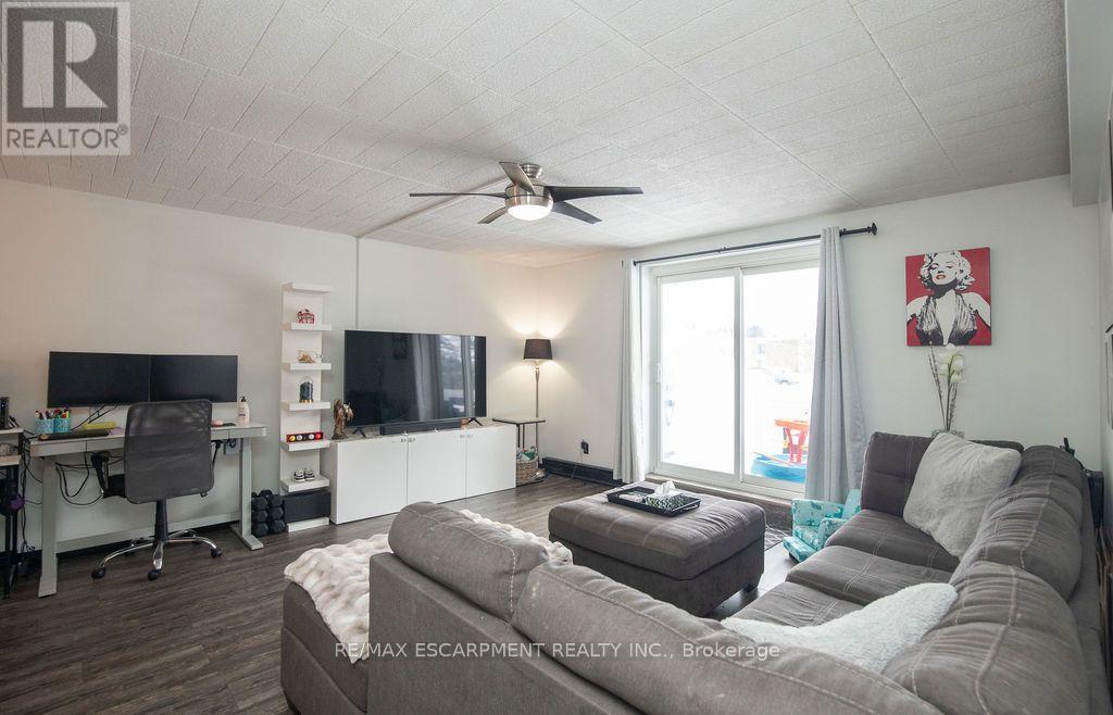 110 - 71 VANIER DRIVE, Kitchener — photo 9