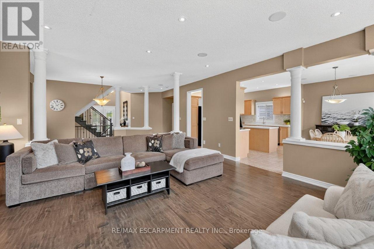 123 MOORLAND CRESCENT, Hamilton (Meadowlands) — photo 8