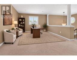 Family room - 123 Moorland Crescent, Hamilton, ON L9K1N8 Photo 17