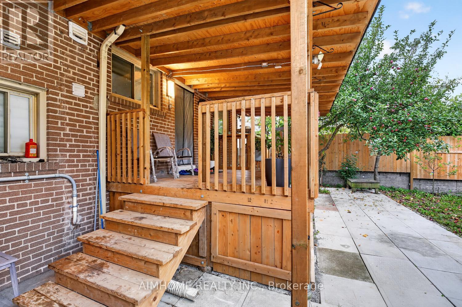 166 GUILDWOOD PARKWAY - 34