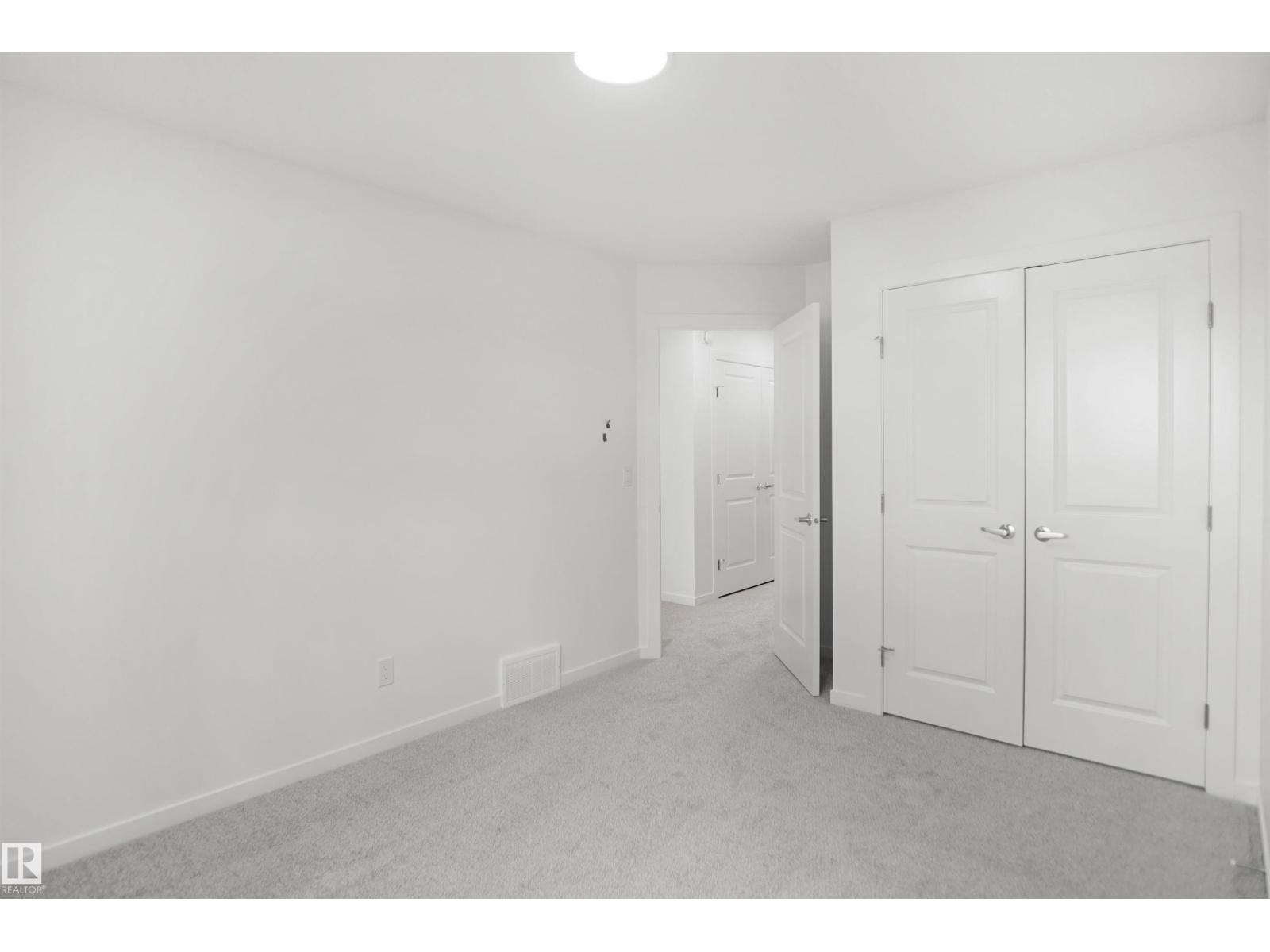 20915 24 AV NW - Image 28