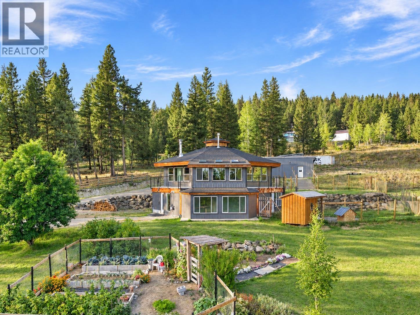 6318 HIGHLAND CRESCENT - 38