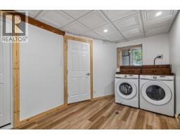 6318 Highland Crescent, 100 Mile House, BC V0K2E3 Photo 32