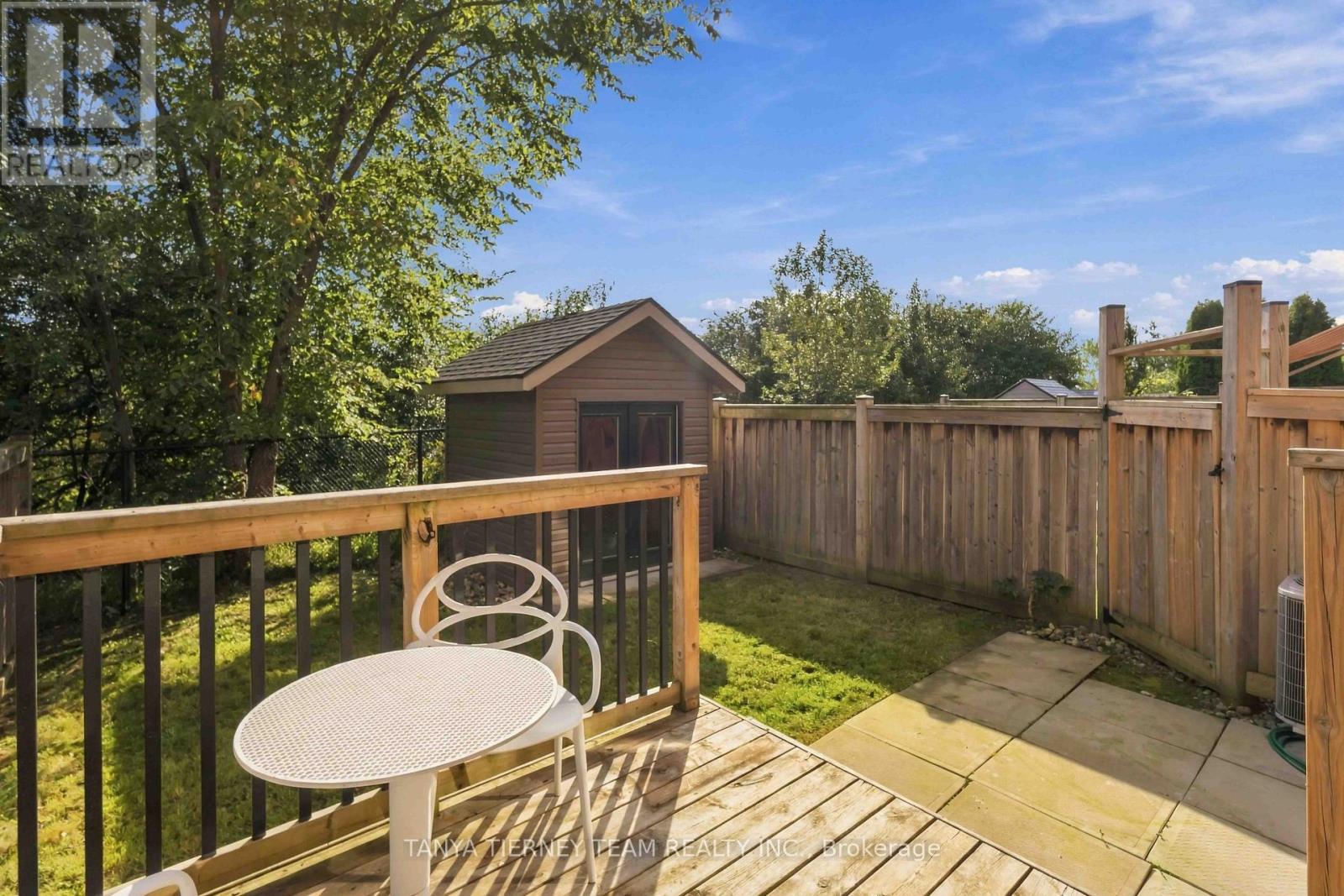20 LAMBDON WAY - Image 39